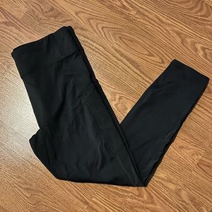 Fabletics Trinity Mid Rise Pocket 7/8 Moisture Wicking Leggings size XL 12-14